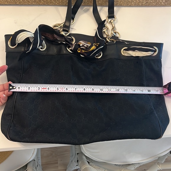 Gucci tote with Gucci Silk Scarf - Picture 10 of 10